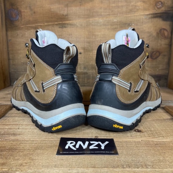 L.L. Bean Rugged Ridge Waterproof Hiking Boot - Picture 4 of 9